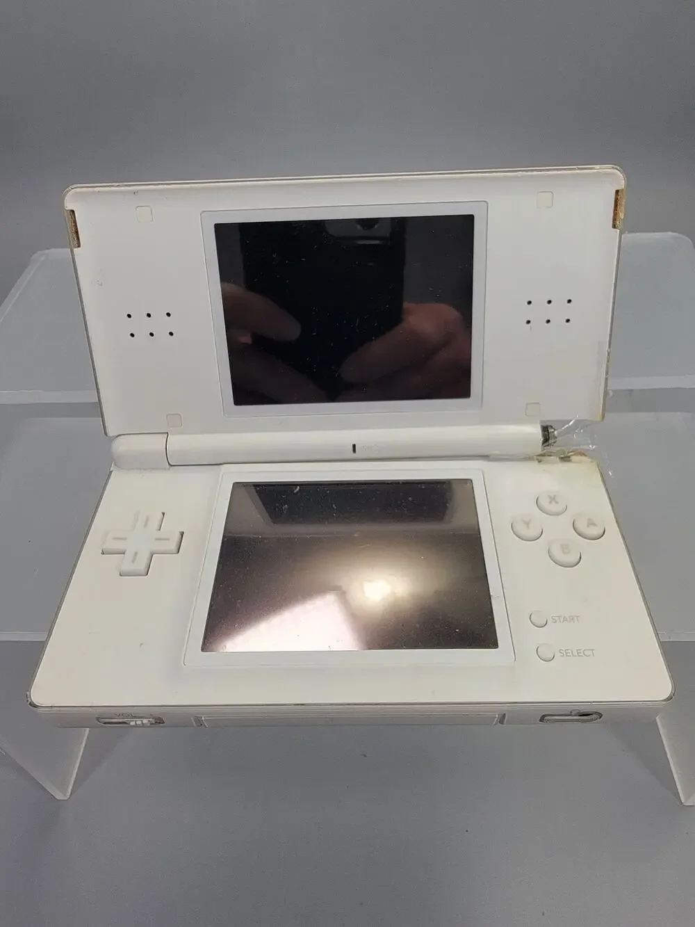 Nintendo DS Lite White - Working But Broke For Parts Or Repair